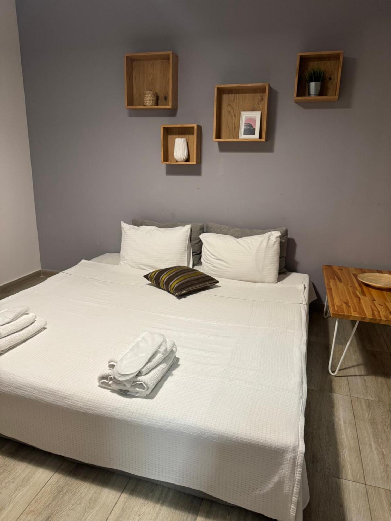 Isalos Suites Néa Péramos Zewnętrze zdjęcie