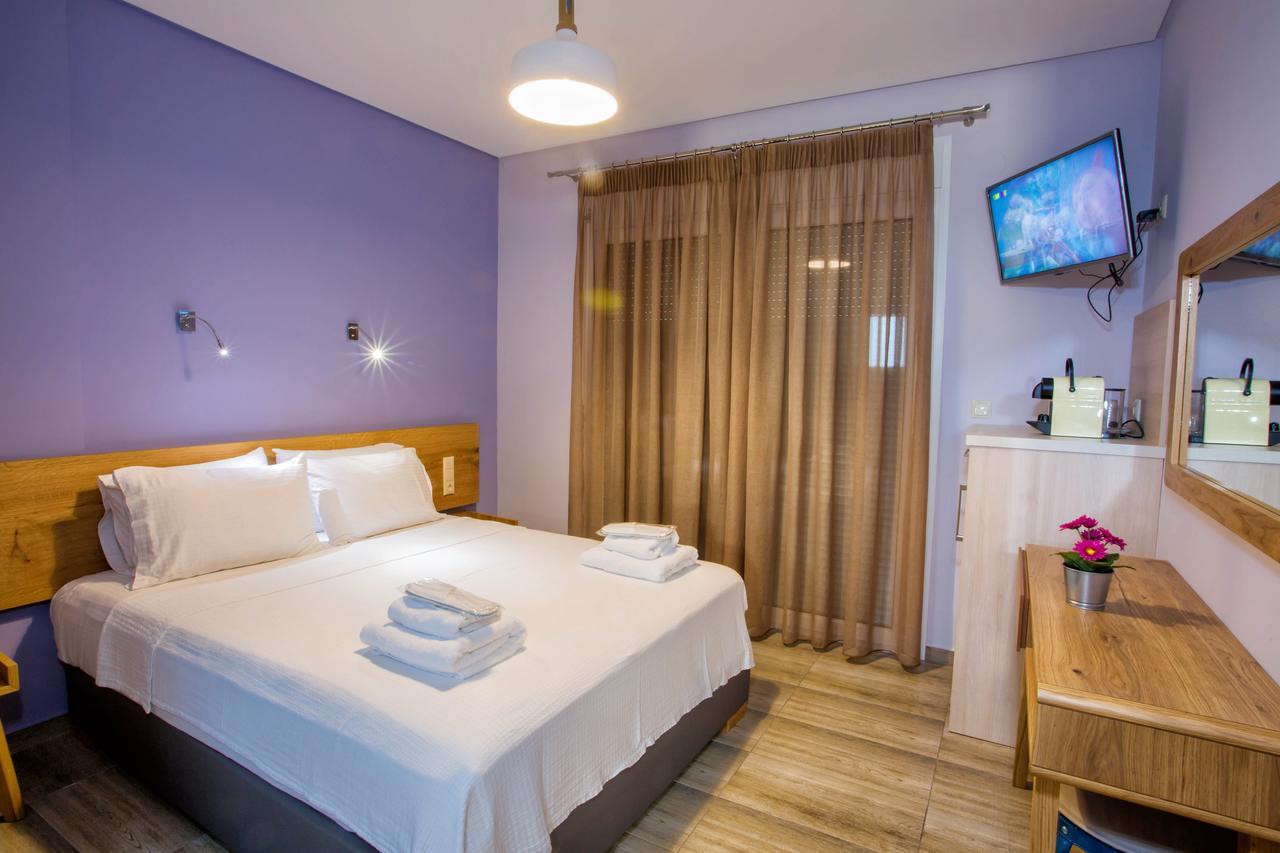 Isalos Suites Néa Péramos Zewnętrze zdjęcie