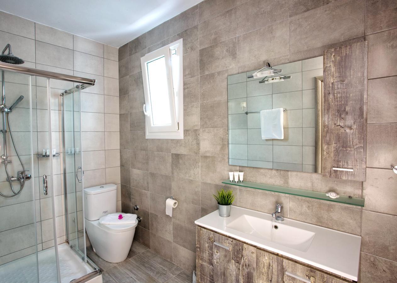 Isalos Suites Néa Péramos Zewnętrze zdjęcie