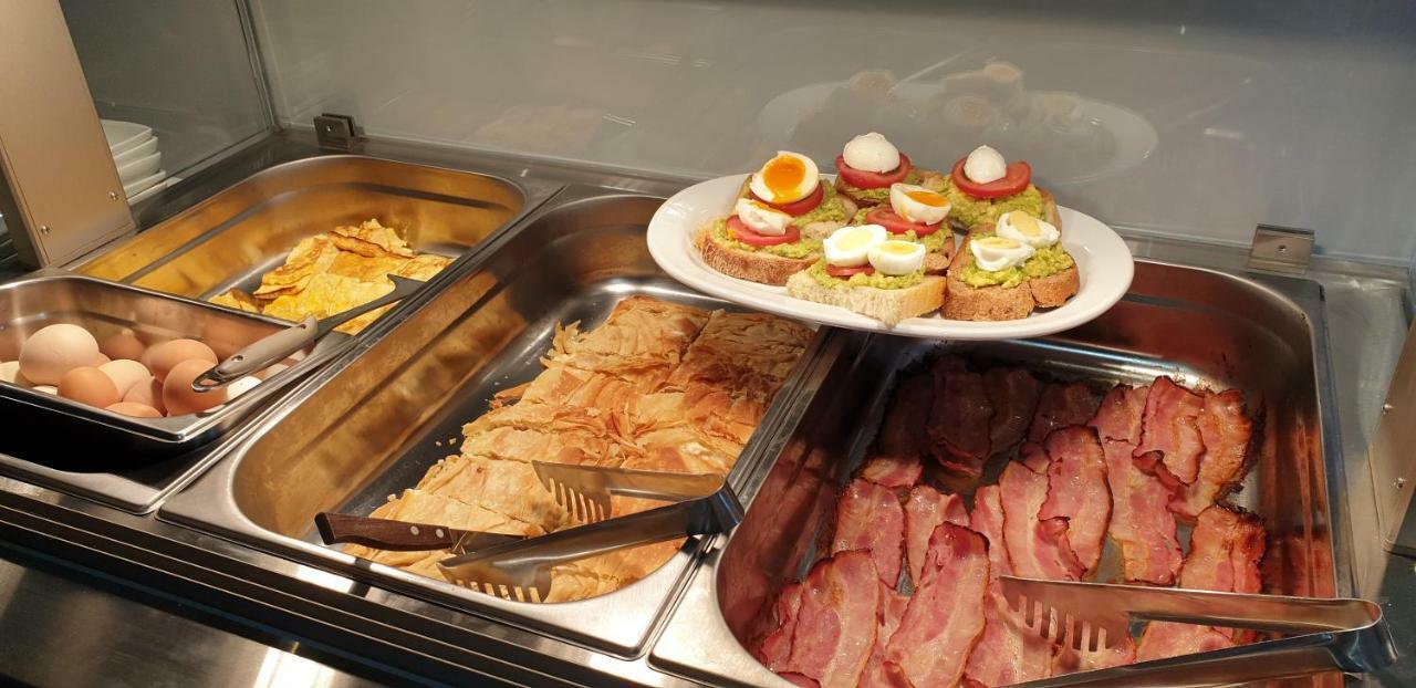 Isalos Suites Néa Péramos Zewnętrze zdjęcie
